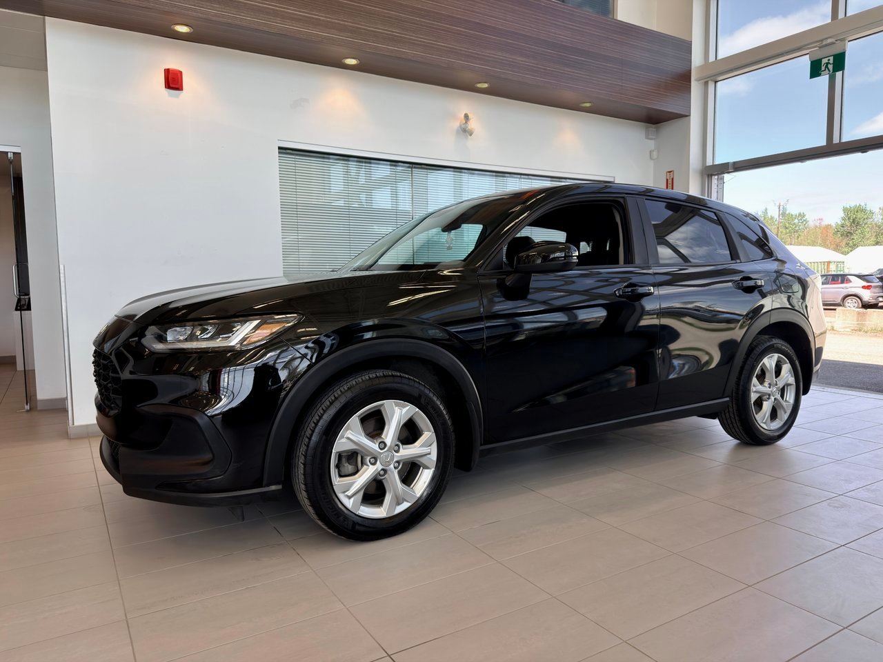 2024 Honda HR-V Black Notre-Dame-des-Prairies - photo #1