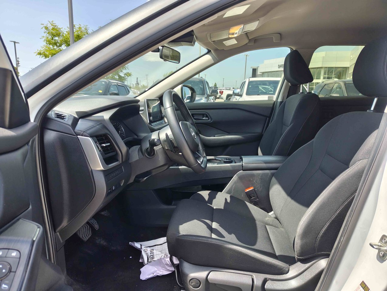 2024 Nissan Rogue AWD S White Sherwood Park - photo #7