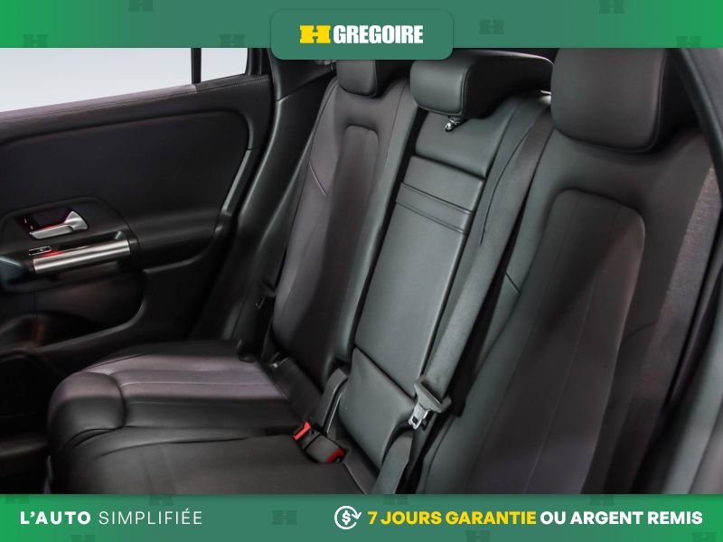 2023 Mercedes Benz GLA250 Black Saint-Eustache - photo #23