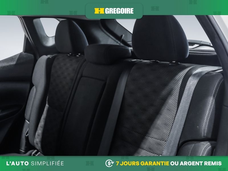 Nissan Qashqai 729784 | SV AUTO AC TOIT GR ELEC MAGS CAM RECUL BLUETOOTH 2020 Blanc Laval - photo #22