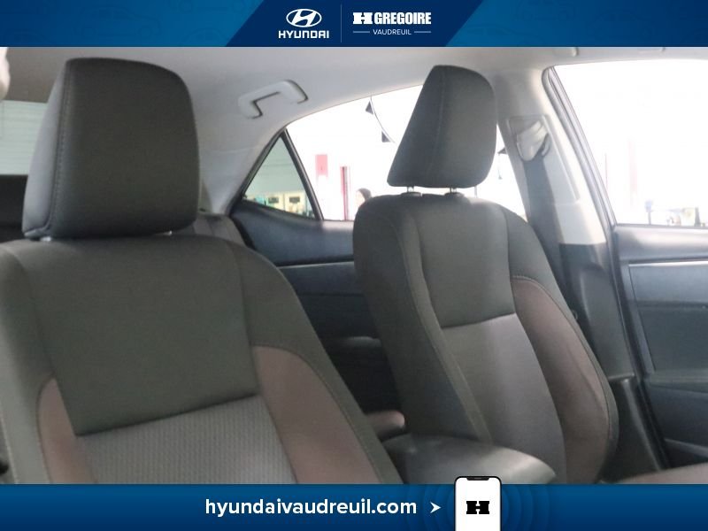 Toyota Corolla 2018 Bleu Saint-Eustache - photo #29