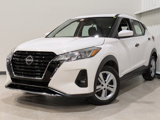 2024 Nissan Kicks White