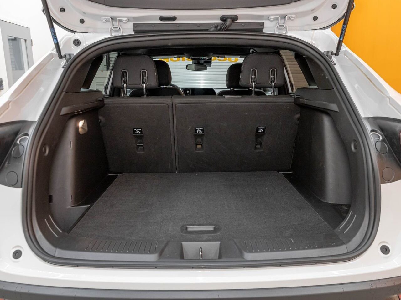 Chevrolet Trax 1RS *SIÈGES / VOLANT CHAUF* CARPLAY BLUETOOTH WIFI 2025 Blanc Saint-Jérôme - photo #25