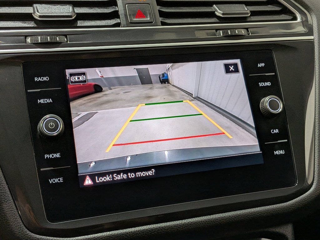 Volkswagen Tiguan Comfortline 4MOTION 2024 Gris Val-David - photo #23