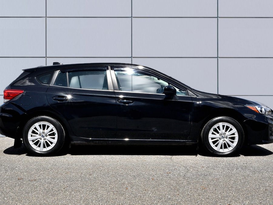 Subaru Impreza 2.0i Tourisme 5 portes 2018 Noir