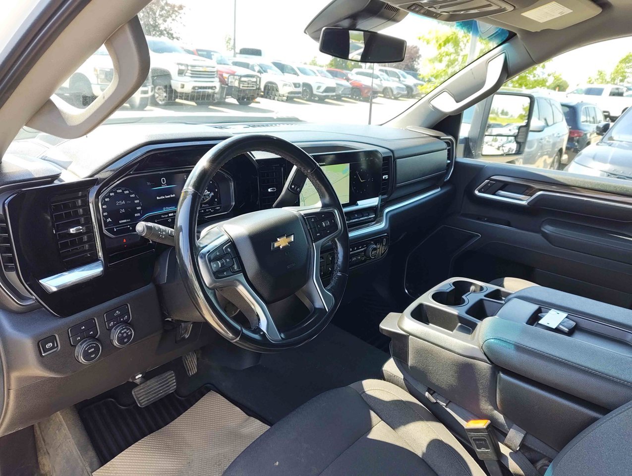 2025 Chevrolet Silverado 3500HD 4WD Crew Cab 159 LT White Sherwood Park - photo #6