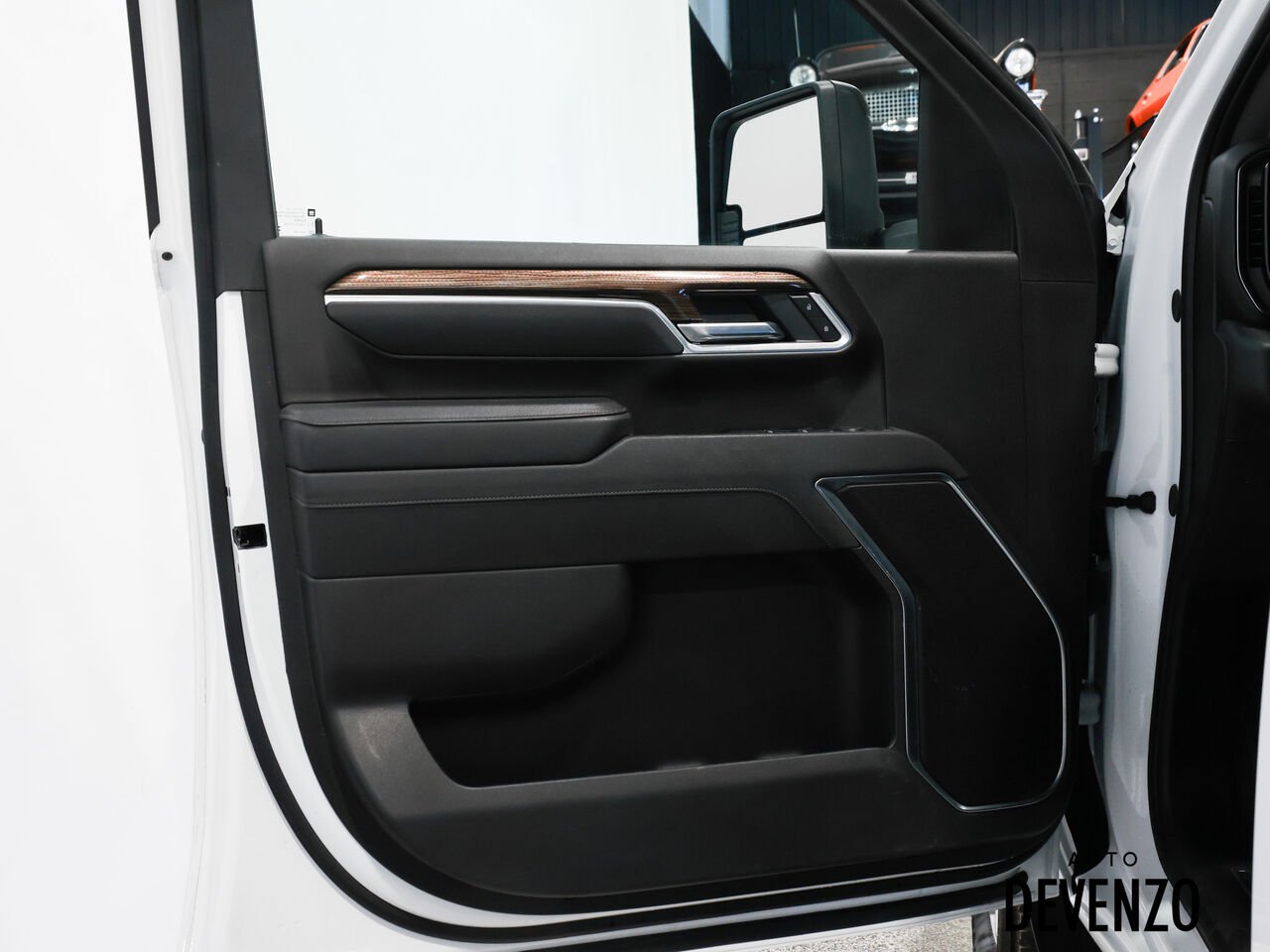 2025 Chevrolet Silverado 2500HD White Saint-Eustache - photo #12