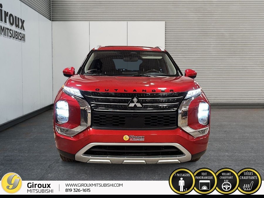 2023 Mitsubishi Outlander SE S-AWC Red