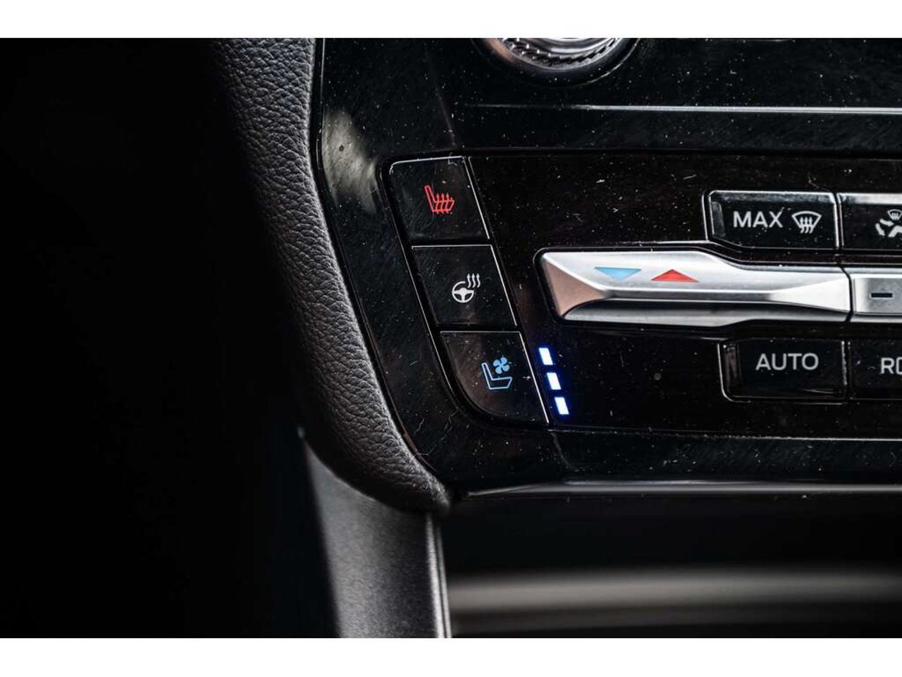 2022 Ford Explorer Red Sainte-Julienne - photo #27