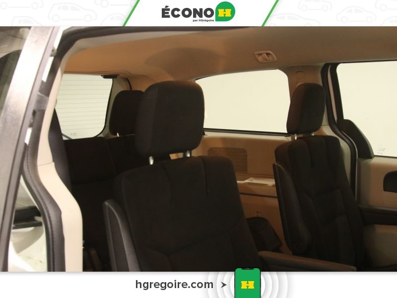 2017 Dodge GR Caravan White Laval - photo #18