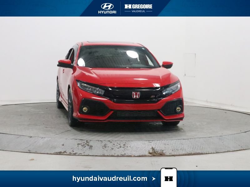 2019 Honda Civic Red Laval - photo #0