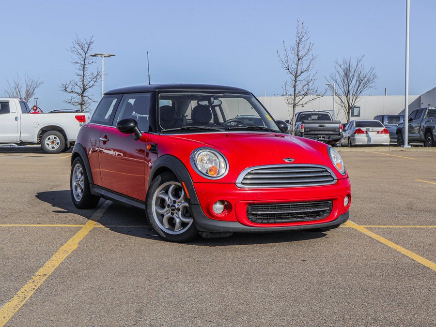 2013 MINI Cooper Hardtop 2013 Red
