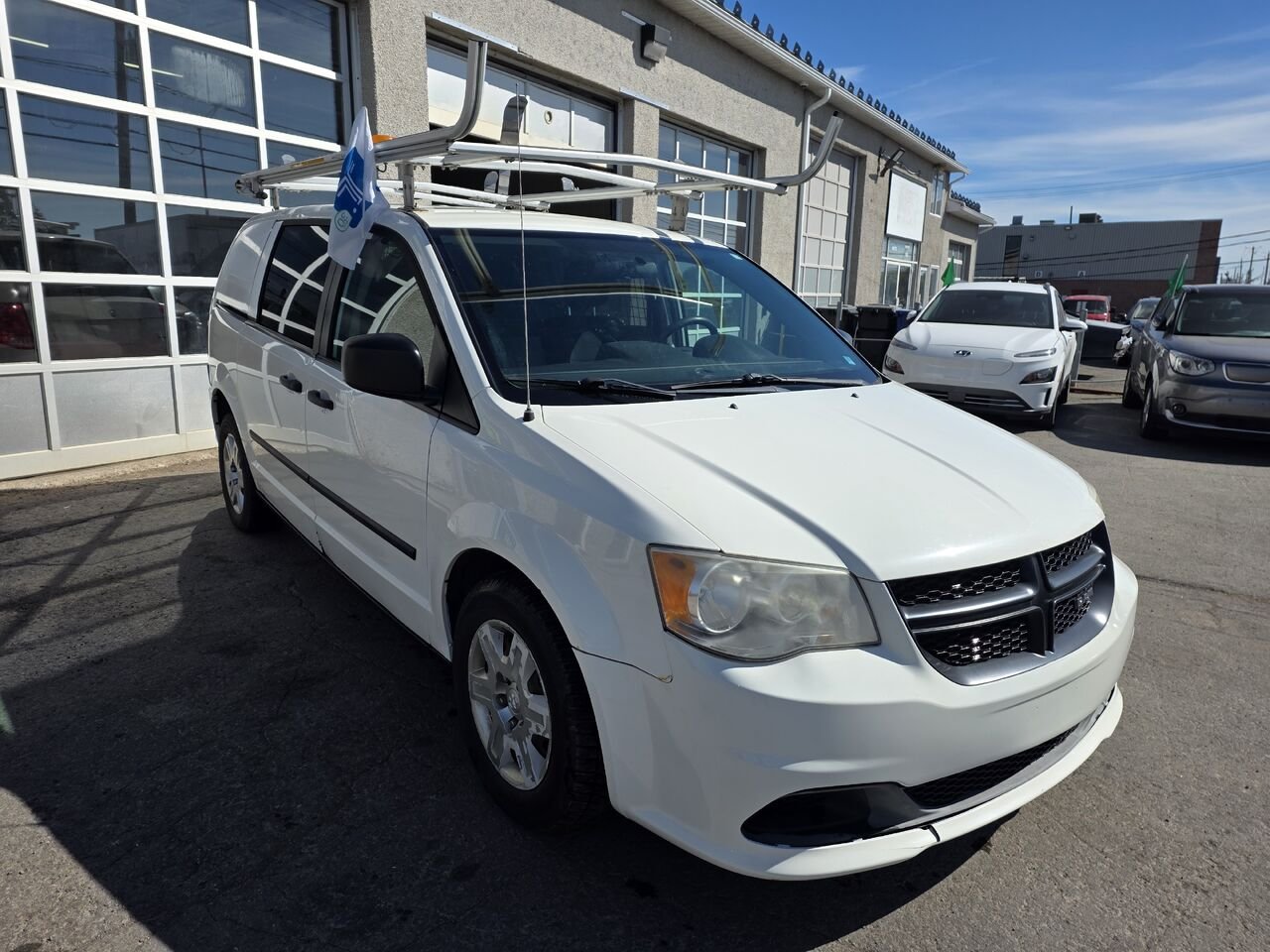 2013 Ram Fourgon cargo White  - photo #5