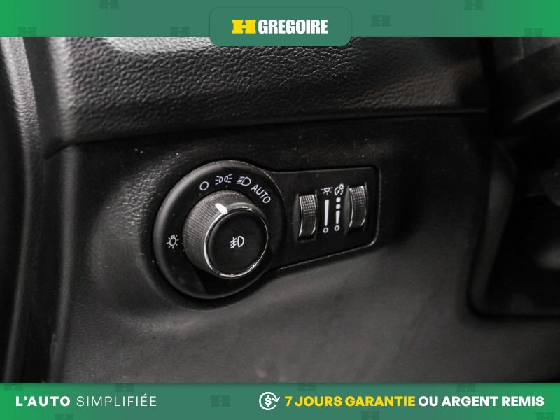 2019 Jeep Compass Silver Saint-Eustache - photo #16