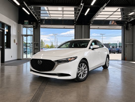 MAZDA Mazda3 2026 2026 Blanc neige nacré