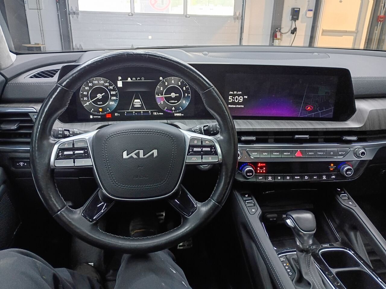 Kia Telluride 2023 Bleu Blainville - photo #25