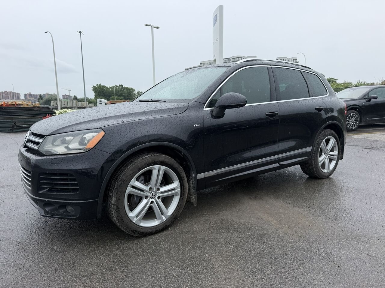 2014 Volkswagen Touareg TDI R-LINE Black Laval - photo #0