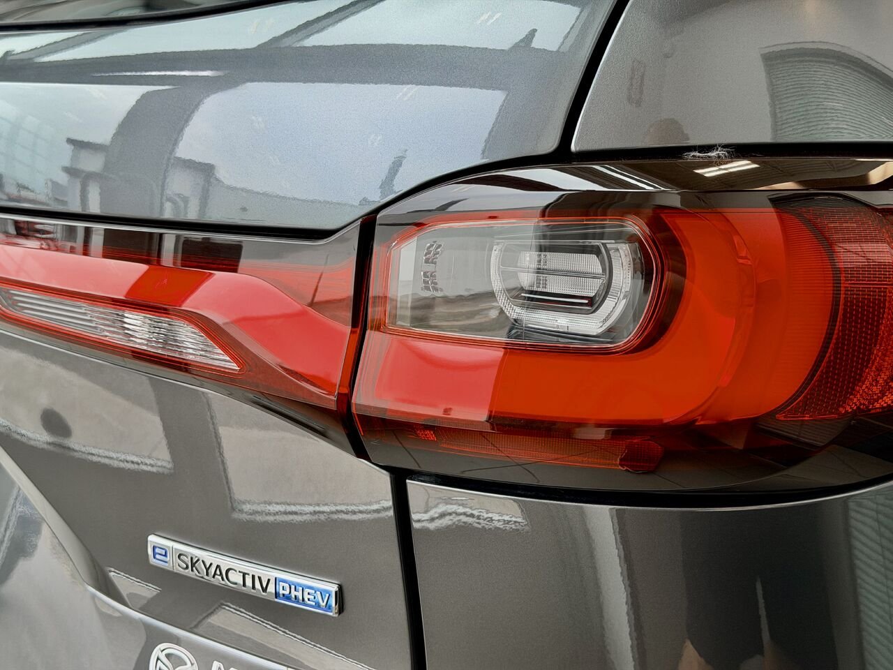2024 Mazda CX-90 hybride rechargeable Grey Notre-Dame-des-Prairies - photo #10