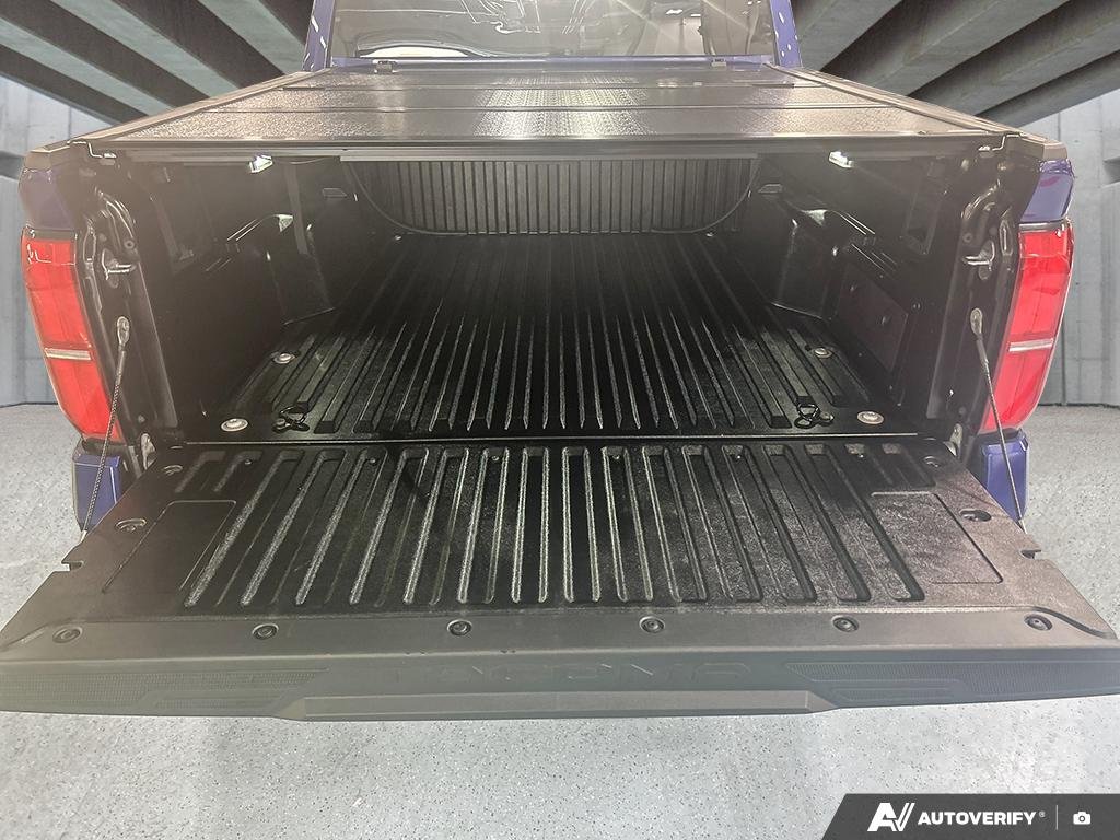 2025 Toyota Tacoma 2601947A | 4x4 Double Cab Auto 08W7 Blue Crush Metallic Edmonton - photo #11