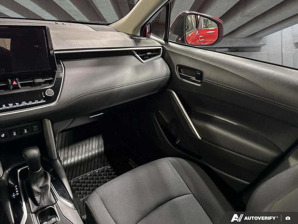 2024 Toyota Corolla Cross 2601489A | LE Barcelona Red Metallic Edmonton - photo #24