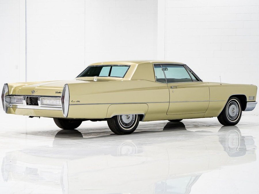 1967 Cadillac DeVille Coupe 1967 Gold