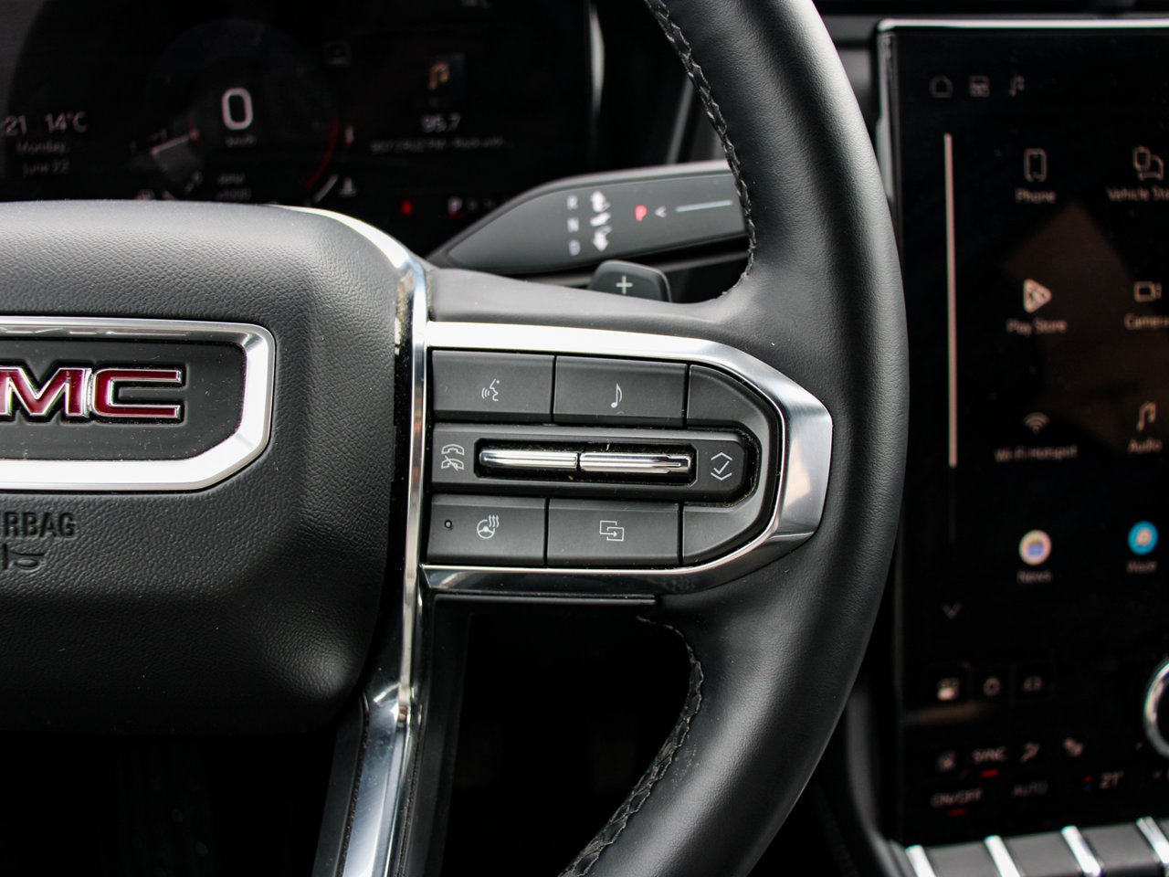 2025 GMC Terrain AWD 4dr Elevation Grey Sherwood Park - photo #20