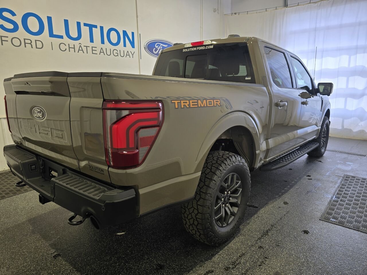 2026 Ford F-150 Marsh Grey Châteauguay - photo #2