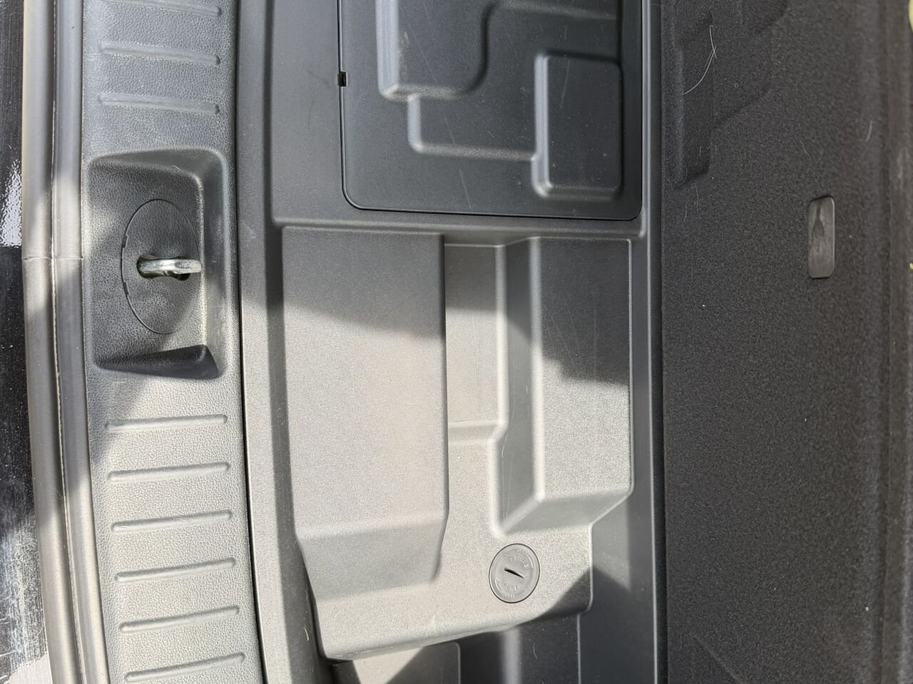 Hyundai Santa Fe HYBRIDE RECHARGEABLE LUXURY AWD 2023 Noir Laval - photo #17