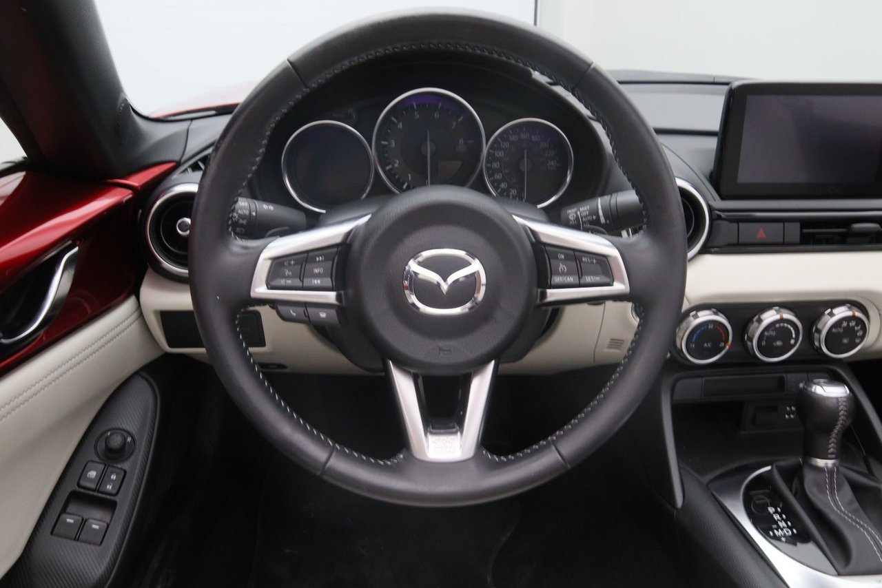 Mazda MX-5 NIV JM1NDAD72P0552200 2023 Rouge Chicoutimi - photo #8