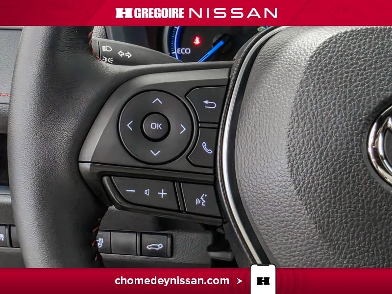 Toyota RAV4 Plug-In Hybrid 2025 Noir Saint-Eustache - photo #19