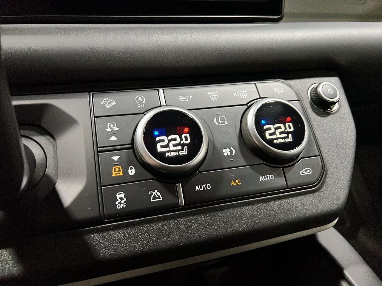 Land Rover Defender 2024 Gris Québec - photo #15