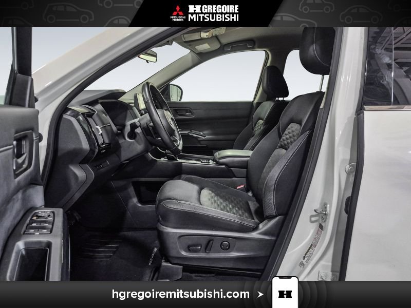 Nissan Pathfinder 2024 Blanc Saint-Eustache - photo #13