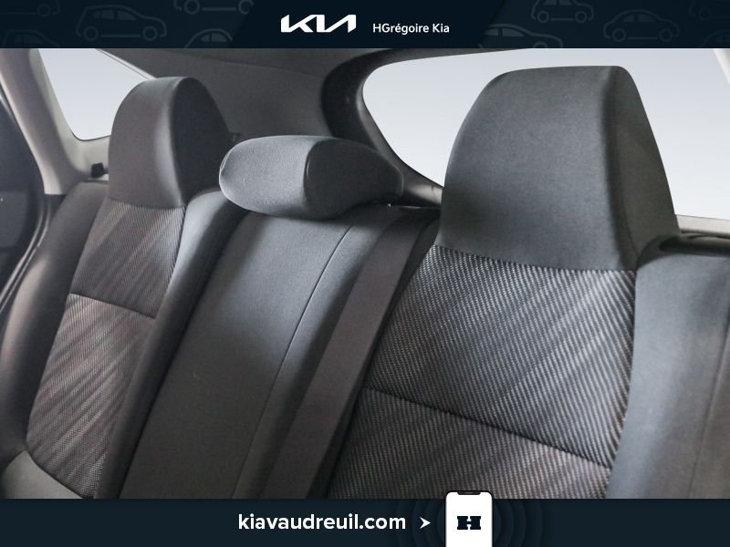 2022 Kia Seltos Blue Laval - photo #11
