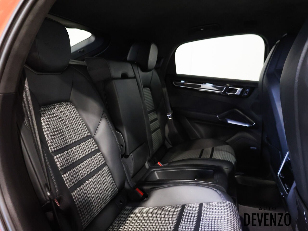 2020 Porsche Cayenne Orange Saint-Eustache - photo #9
