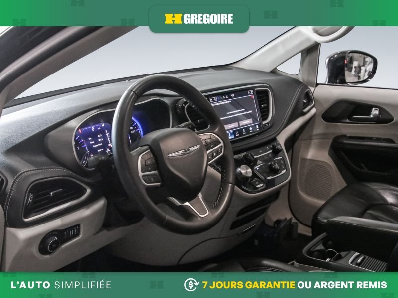 Chrysler Pacifica 2022 Noir Saint-Eustache - photo #8