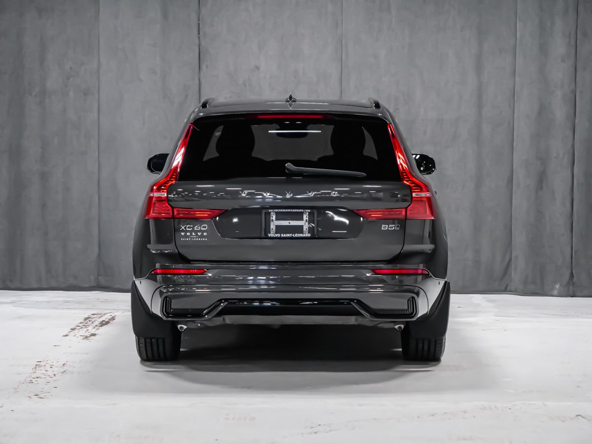 2024 Volvo XC60 B5 PLUS DARK CLIMATE Grey Montreal - photo #4