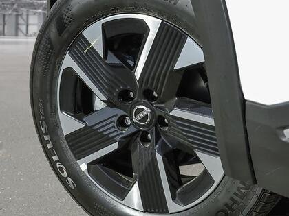 Nissan Kicks 2026 Blanc d'Aspen triple couche/Noir intense Blainville - photo #7