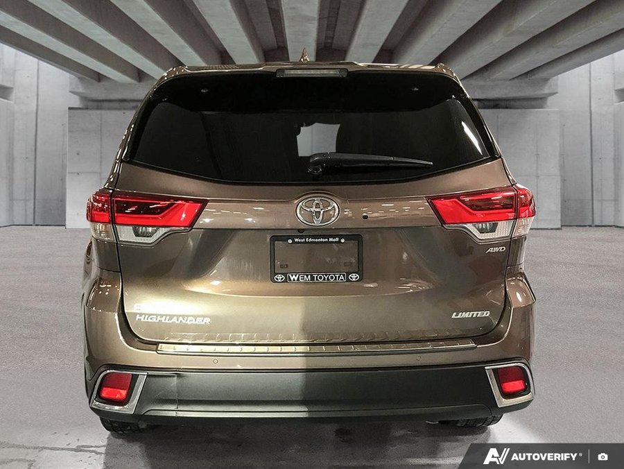 2019 Toyota Highlander 2019 Brown