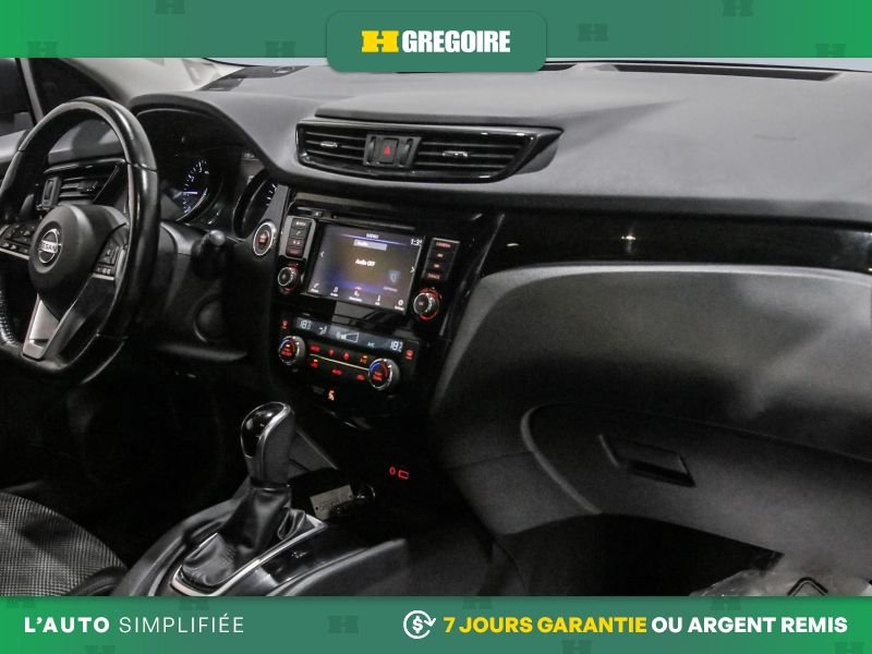 Nissan Qashqai 2019 Blanc Laval - photo #27