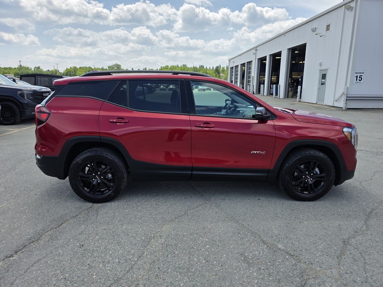 2024 GMC Terrain AT4 Red Rouyn-Noranda - photo #30