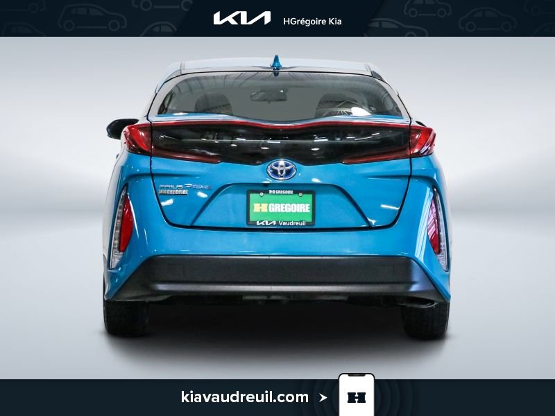 2021 Toyota Prius Blue Blainville - photo #5