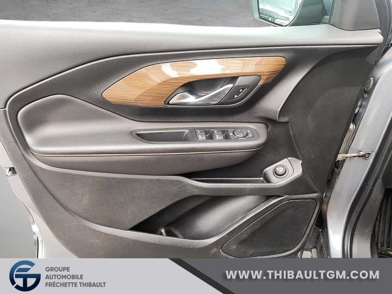 2020 GMC TERRAIN SLE Traction intégrale, 4 portes SLE Grey Montmagny - photo #9