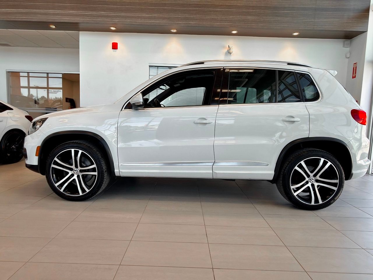 Volkswagen Tiguan 2017 Blanc Notre-Dame-des-Prairies - photo #7