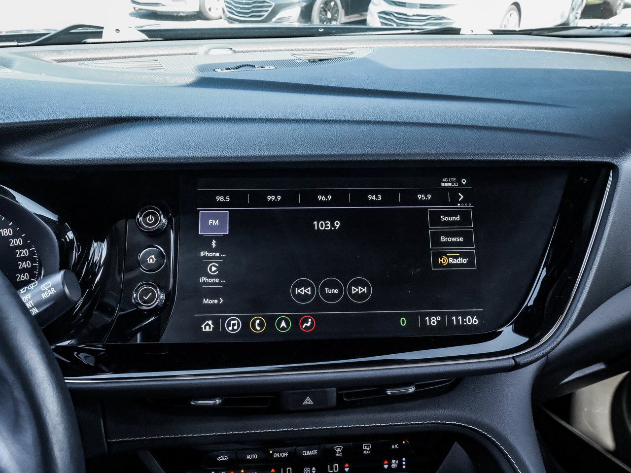 2022 Buick Envision AWD 4dr Avenir Black Sherwood Park - photo #28