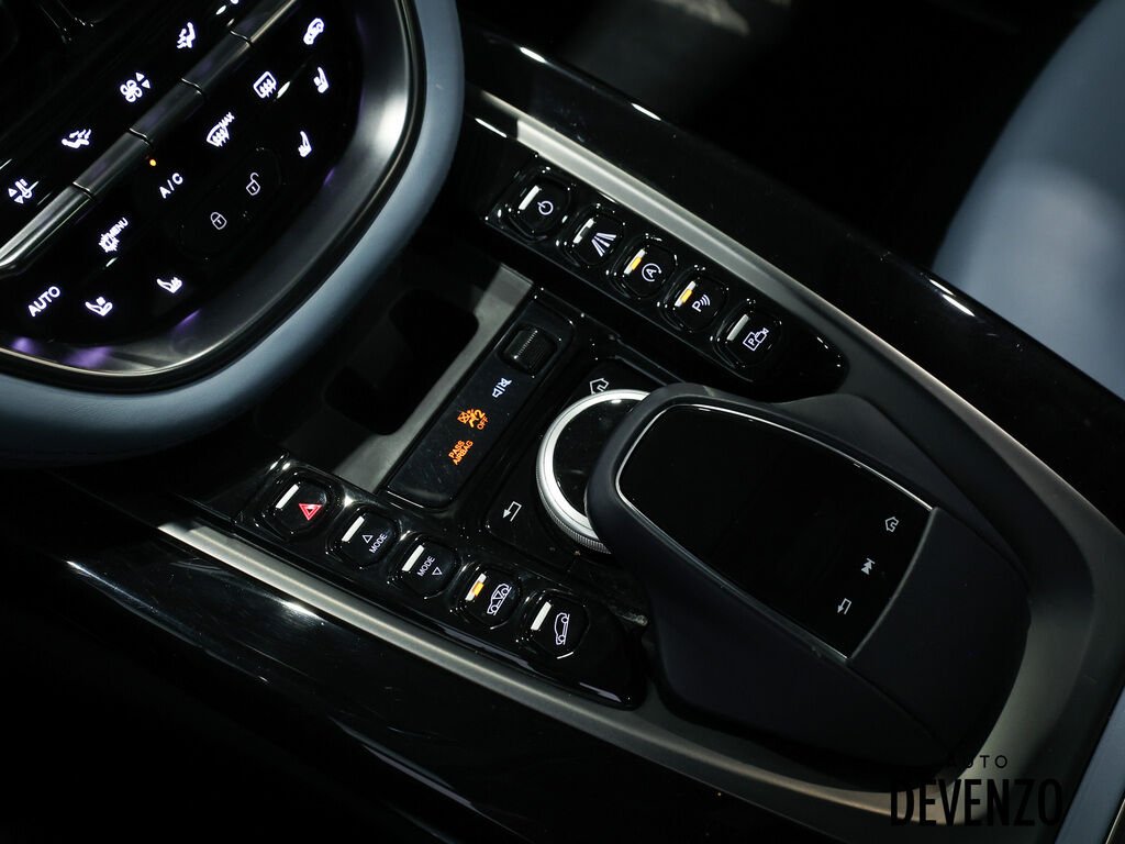 Aston Martin DBX 2022 Gris Saint-Eustache - photo #21