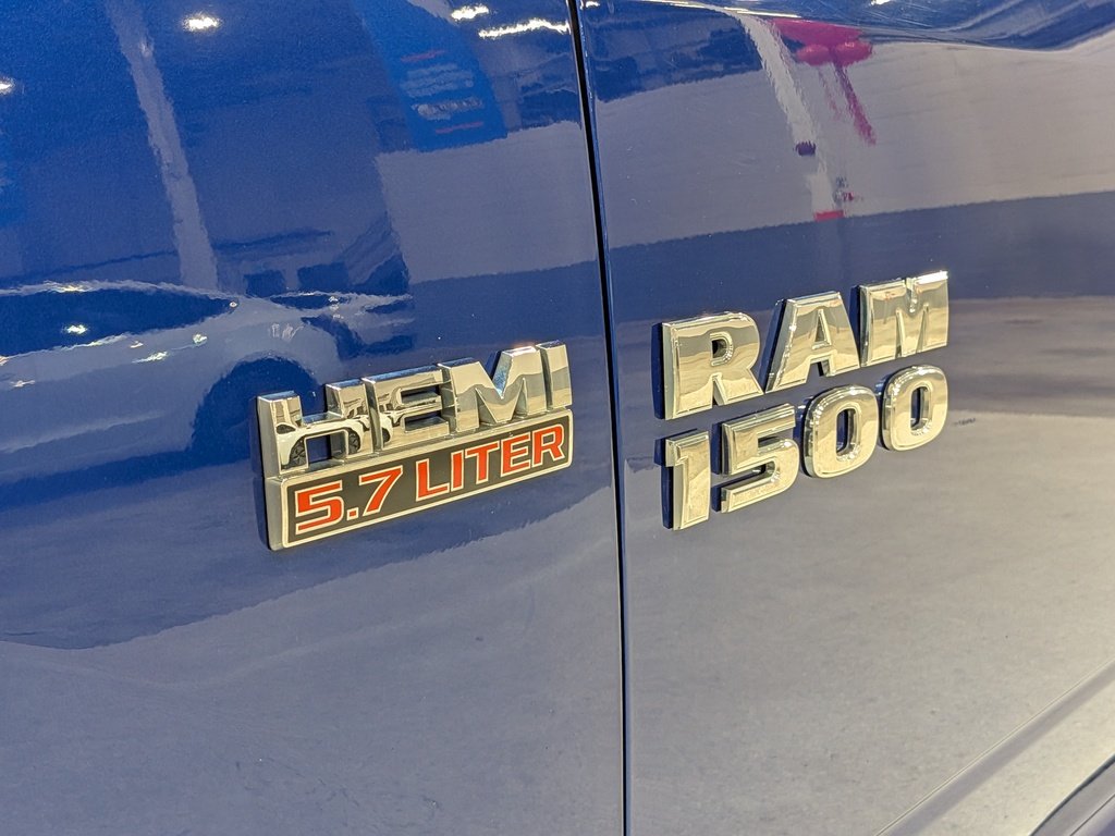 2017 Ram 1500 4WD Quad Cab 140.5" Sport Blue Val-David - photo #33
