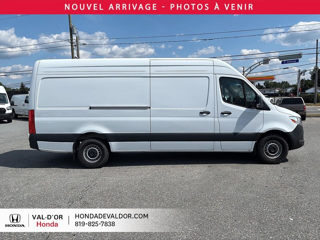 Mercedes-Benz Sprinter fourgonnette utilitaire 2500 4 cyl. en ligne diesel toit surélevé 170 po 2025 Blanc Val-d'Or - photo #1