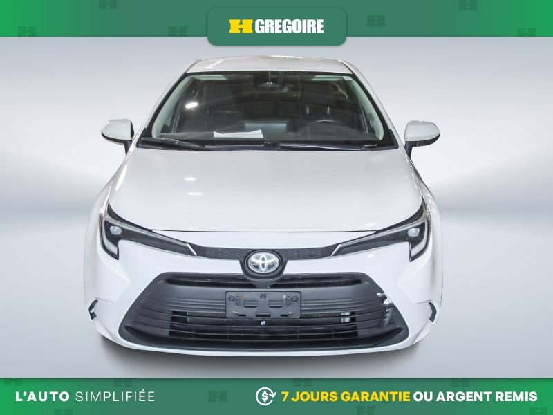 2023 Toyota Corolla White Laval - photo #1