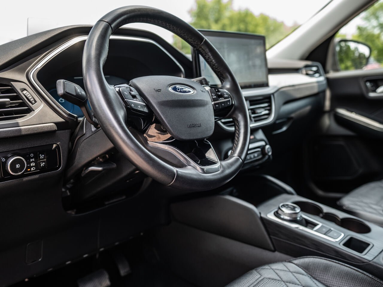 2023 Ford Escape Black Sainte-Julienne - photo #18