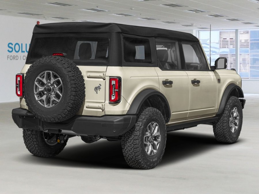 2026 Ford Bronco BRONCO Desert Sand
